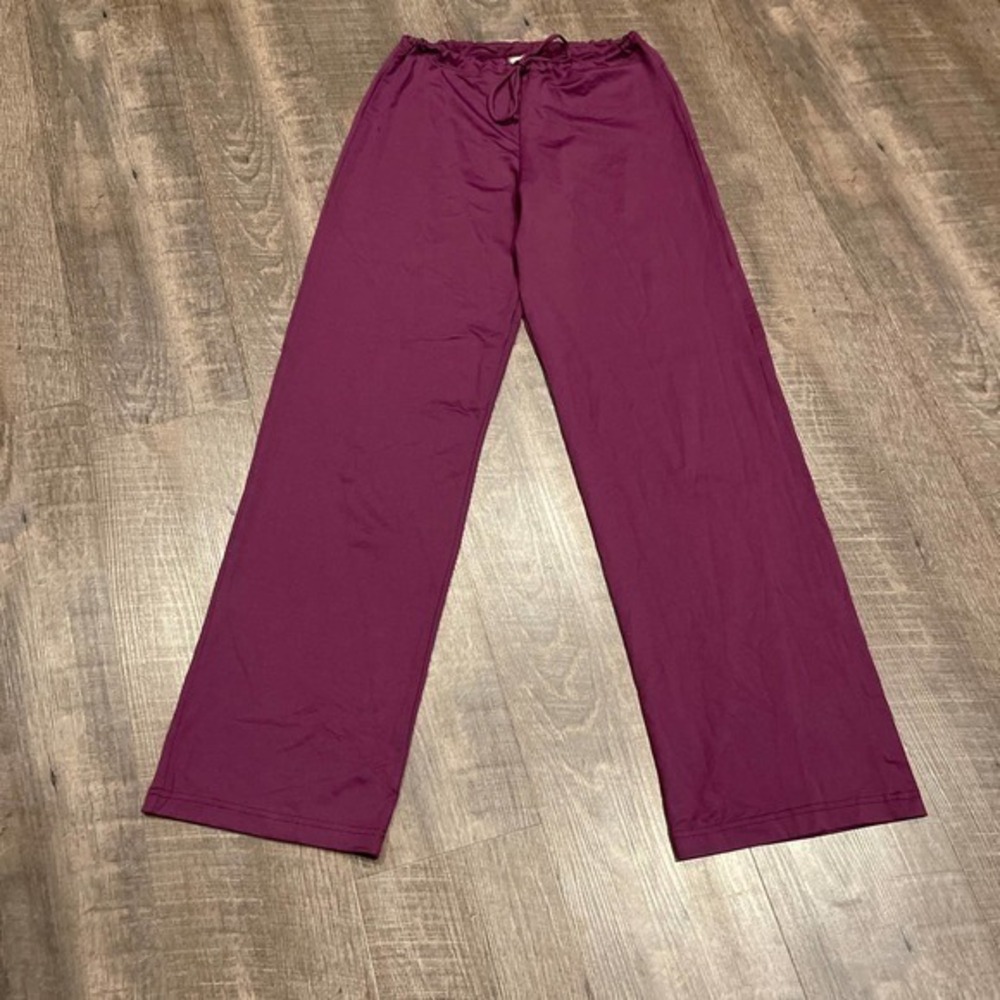 Lotus Leggings Wide leg cinch waist pants in Wine